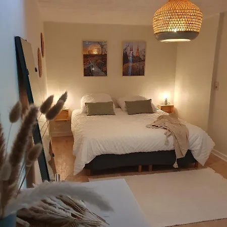 Belle 80 - Beautiful Renovated 1865 House 펜션 외펜