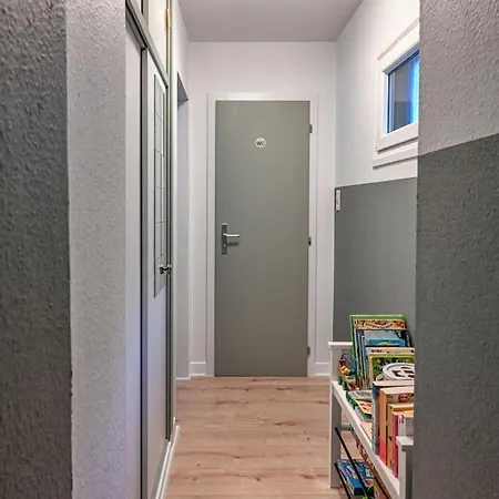 Belle 80 - Beautiful Renovated 1865 House *