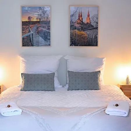 Nyaraló Belle 80 - Beautiful Renovated 1865 House *