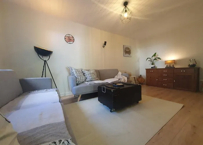 Дом отдыха Belle 80 - Beautiful Renovated 1865 House Эйпен