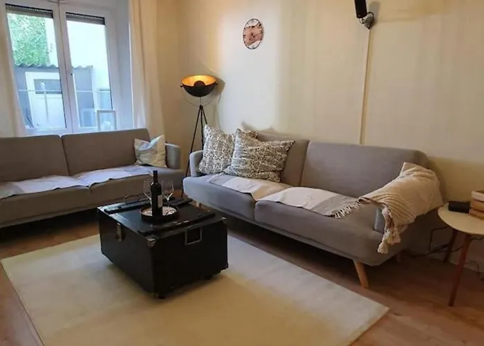 Дом отдыха Belle 80 - Beautiful Renovated 1865 House