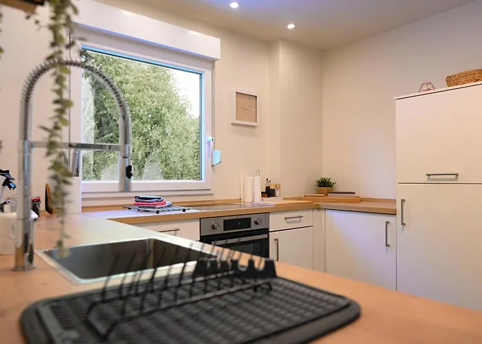 Belle 80 - Beautiful Renovated 1865 House Дом отдыха