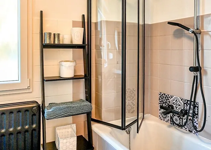 Дом отдыха Belle 80 - Beautiful Renovated 1865 House *